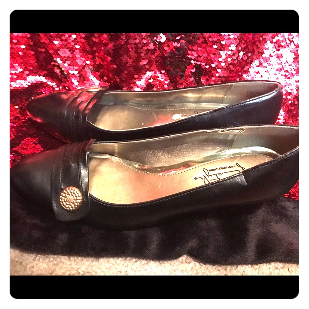 Soft style black heels